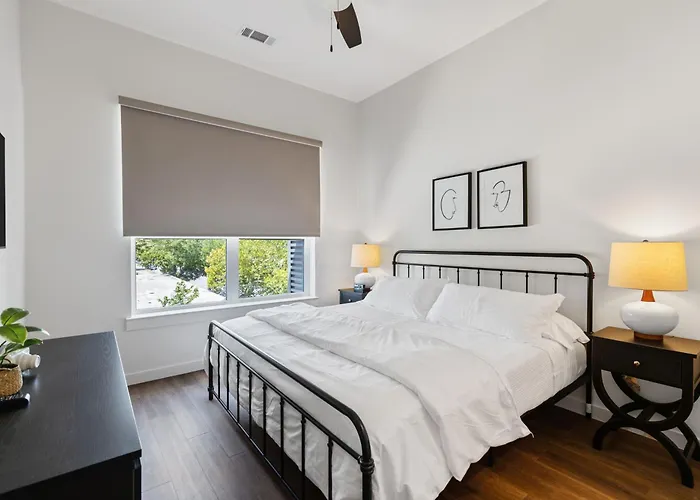 The Corbin 1207 - Culture District Gem Apartment